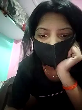Hotty-Divya online show from 04-29-26, 03:00