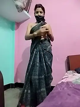 Hotty-Divya online show from 09-25-25, 03:07