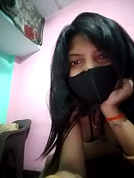 Hotty-Divya online show from 05-06-26, 03:16