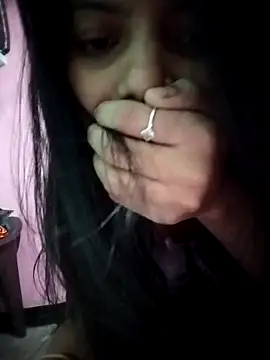 Hotty-Divya online show from 11-08-25, 02:37