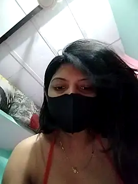 Hotty-Divya online show from 05-10-26, 03:54
