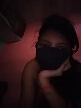 Snapshot of Hotty-Divya chatting on 06-18-26, 09:14 Hotty-Divya online show from 06-18-26, 09:14