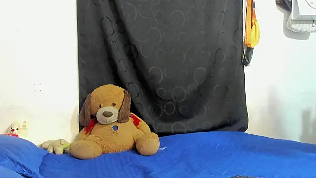Snapshot of Natassha_brown1 chatting on 06-03-26, 01:06 Natassha brown1 online show from 06-03-26, 01:06