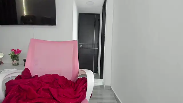 Ori valentina online show from 02-27-25, 11:48