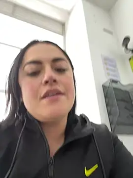 Lesly 10- online show from 07-23-26, 05:31