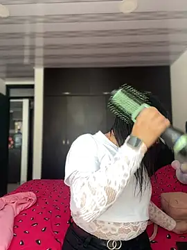 Lesly 10- online show from 01-10-26, 06:47