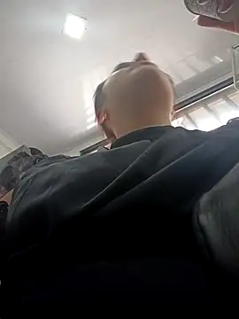 Lesly 10- online show from 11-26-25, 02:17