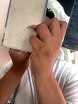 kae styles online show from 01-11-26, 04:03