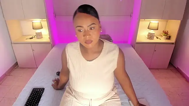 EmilyyStuart online show from 03-14-26, 04:07