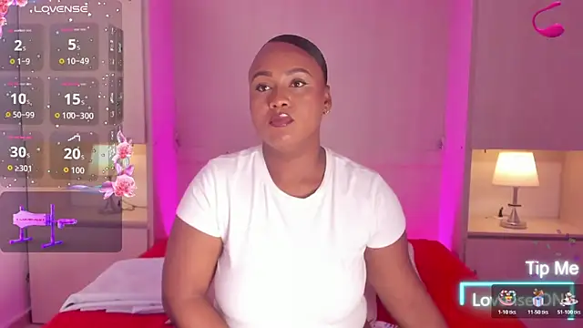 Snapshot of EmilyyStuart chatting on 02-22-26, 04:04 EmilyyStuart online show from 02-22-26, 04:04