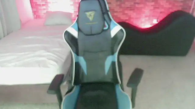 zacariasss  online show from 09-22-25, 05:02