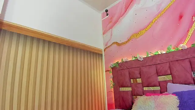 melody paris online show from 04-14-26, 10:53