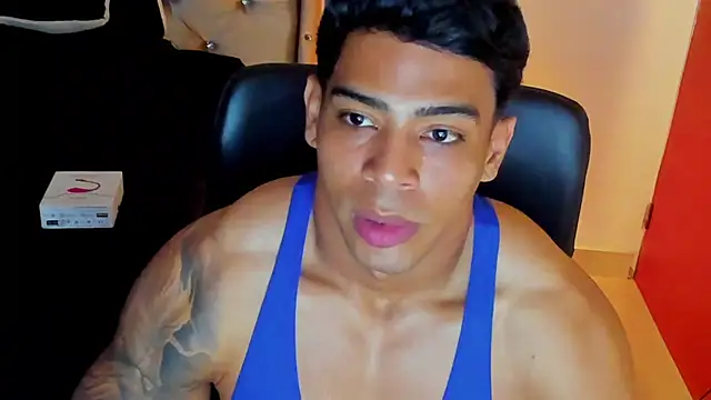 Andrew wolf7 online show from 11-23-25, 04:11