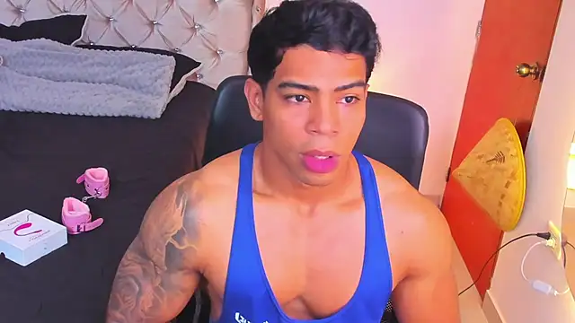 Andrew wolf7 online show from 02-01-26, 04:49