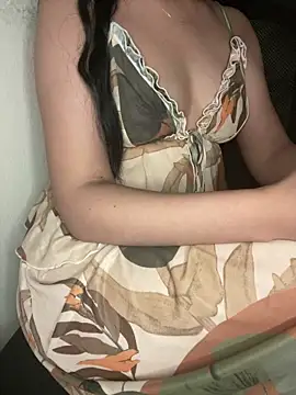 Snapshot of Patrona-fifi chatting on 12-21-25, 09:48 Patrona-fifi online show from 12-21-25, 09:48