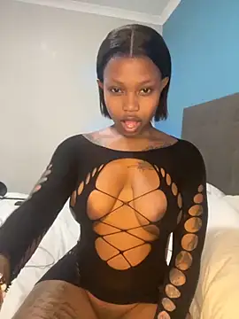 InkLady444 online show from 11-18-25, 04:38