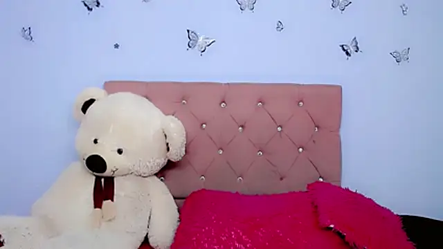 Riossvale online show from 11-18-25, 04:16