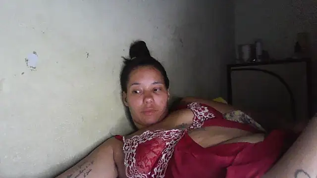 Snapshot of thasmyni chatting on 03-18-25, 01:02 thasmyni online show from 03-18-25, 01:02