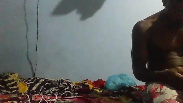 Snapshot of thasmyni chatting on 10-11-25, 12:44 thasmyni online show from 10-11-25, 12:44