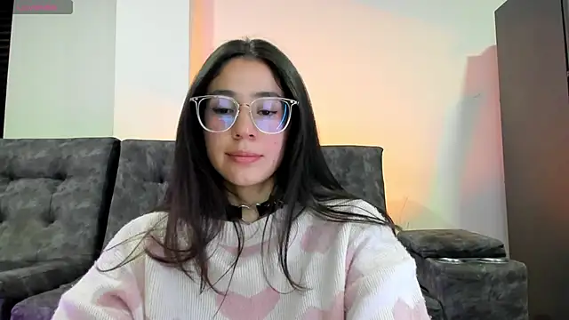 emmadiaz1 online show from 02-08-26, 03:48