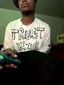 SluttyLyfe4L online show from 12-05-25, 01:32