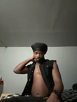 Snapshot of SluttyLyfe4L chatting on 06-17-26, 05:07 SluttyLyfe4L online show from 06-17-26, 05:07