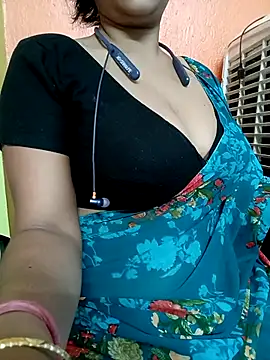 Sony-Model online show from 03-25-26, 10:47