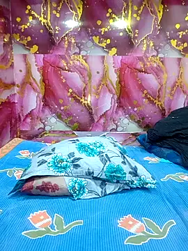 Snapshot of Sony-Model chatting on 05-13-26, 06:15 Sony-Model online show from 05-13-26, 06:15