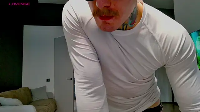 white King9999 online show from 03-31-26, 12:51