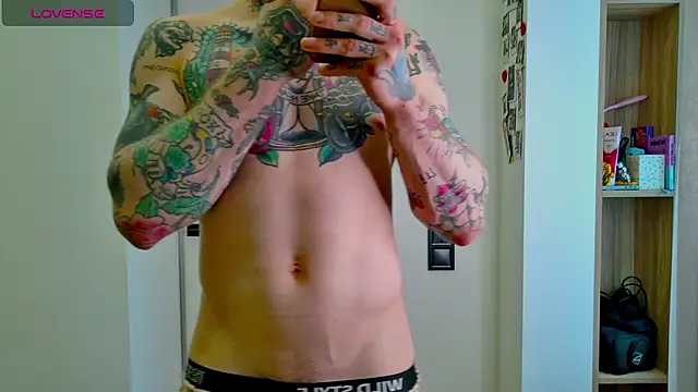 white King9999 online show from 03-03-26, 01:07