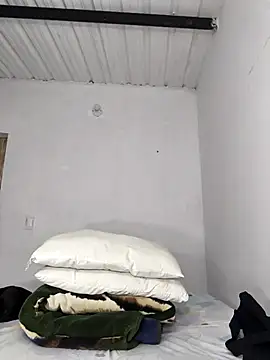 Madison Garcia online show from 04-14-26, 09:42