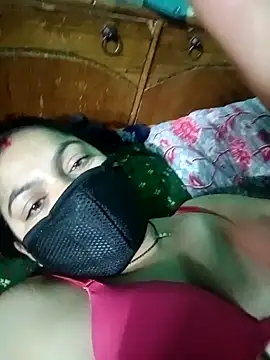 Snapshot of Lustyful_Couple chatting on 01-06-25, 11:30 Lustyful Couple online show from 01-06-25, 11:30