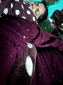 Lustyful Couple online show from 12-19-25, 04:42