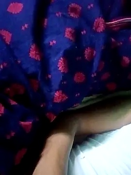 Snapshot of Lustyful_Couple chatting on 10-17-25, 10:33 Lustyful Couple online show from 10-17-25, 10:33