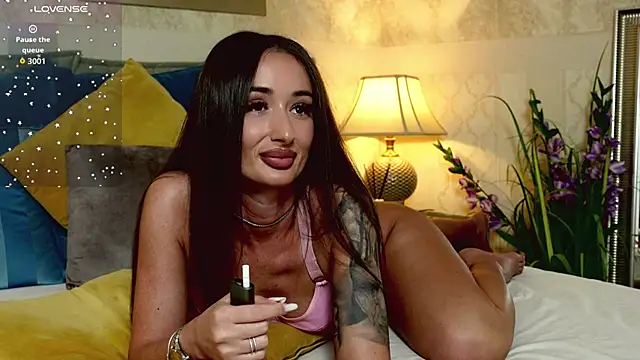 OneOutrageous online show from 11-11-25, 03:29