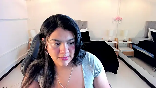  Dulcinea 1 online show from 04-18-26, 09:44