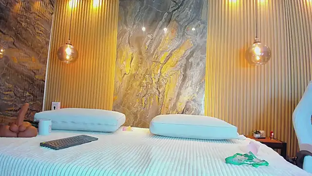 nathassa grant online show from 03-17-25, 02:45