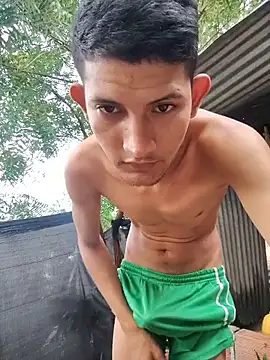 Snapshot of Juan_Hotcaliemte chatting on 10-13-25, 11:45 Juan Hotcaliemte online show from 10-13-25, 11:45