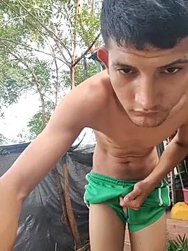 Snapshot of Juan_Hotcaliemte chatting on 10-12-25, 11:55 Juan Hotcaliemte online show from 10-12-25, 11:55