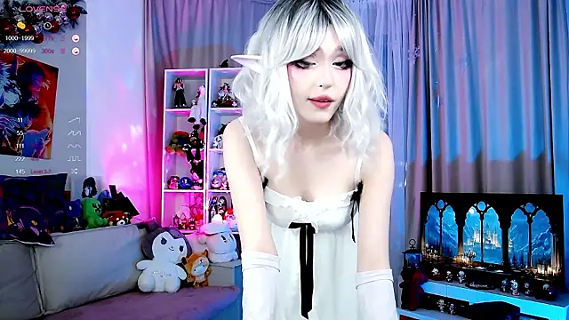 Snapshot of _Sparkland_ chatting on 02-07-26, 08:39 Sparkland online show from 02-07-26, 08:39