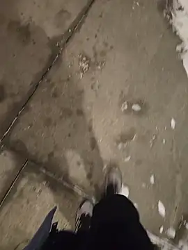 Snapshot of Keshuloveyou chatting on 12-27-24, 02:47 Keshuloveyou online show from 12-27-24, 02:47