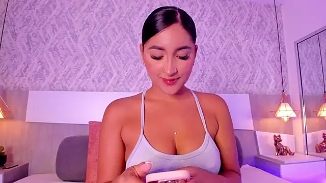 Snapshot of AishaPeyton chatting on 09-15-25, 04:40 AishaPeyton online show from 09-15-25, 04:40