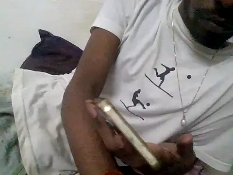 Snapshot of devilsam3327 chatting on 11-03-25, 02:31 devilsam3327 online show from 11-03-25, 02:31