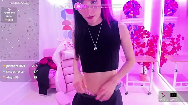 Snapshot of Dafne_huges chatting on 03-08-25, 07:53 Dafne huges online show from 03-08-25, 07:53