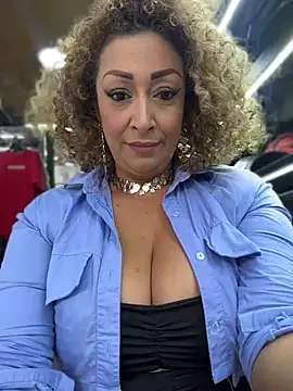 Katti Barrera online show from 07-17-26, 07:55