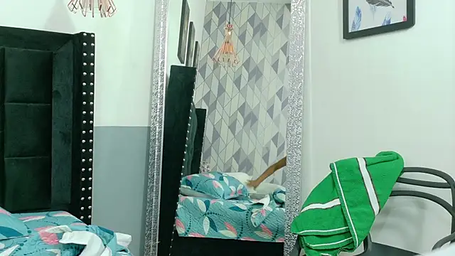 petitelittleebony online show from 03-28-26, 02:34