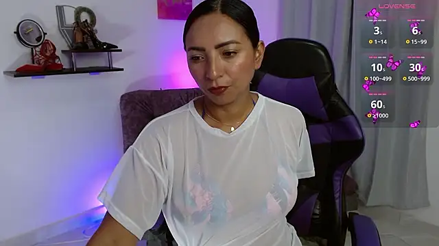 Emmi Cam online show from 03-31-26, 01:02