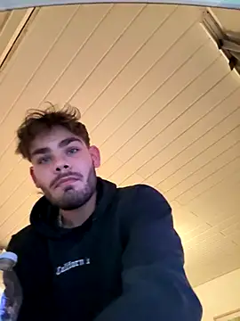 JuNIs  online show from 10-19-25, 07:16