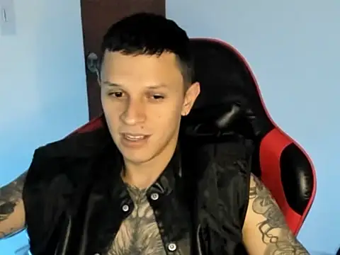 Snapshot of goodboy69l chatting on 06-02-26, 05:02 goodboy69l online show from 06-02-26, 05:02