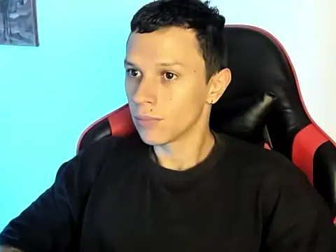 Snapshot of goodboy69l chatting on 02-16-26, 12:48 goodboy69l online show from 02-16-26, 12:48